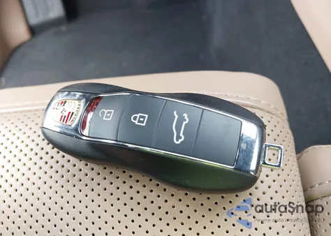 2022 Porsche Macan from USA, damaged, VIN WP1AA2A54NLB11632